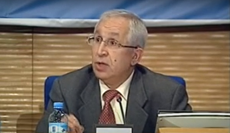 A l’occasion du 10ème anniversaire du décès de M. Mohamed Larbi Messari, Le Haut-Commissariat au Plan, saisit cette occasion pour republier sa pertinente contribution lors du Forum Maroc 2030 dans l'espace Maghreb en 2007 A l’occasion du 10ème anniversaire du décès de M. Mohamed Larbi Messari, Le Haut-Commissariat au Plan, saisit cette occasion pour republier sa pertinente contribution lors du Forum Maroc 2030 dans l'espace Maghreb en 2007