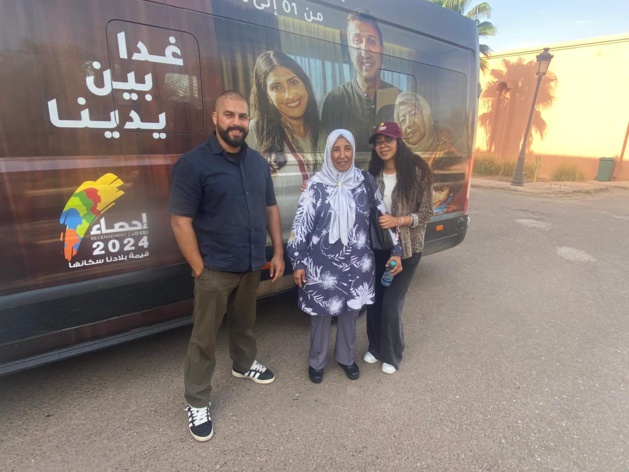 وتعود القافلة التحسيسية بالاحصاء العام للسكان والسكنى 2024 لتجوب ربوع اقاليم وجماعات واسواق جهة مراكش-أسفي وتعود القافلة التحسيسية بالاحصاء العام للسكان والسكنى 2024 لتجوب ربوع اقاليم وجماعات واسواق جهة مراكش-أسفي