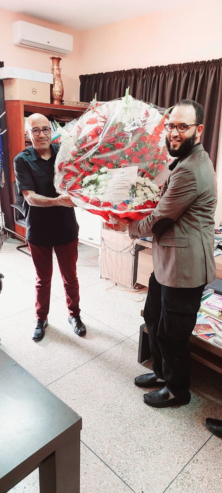 حفل تهنئة نظمه موظفو المديرية الجهوية لمراكش بمناسبة تنصيب السيد بوجمعة اوسدي مديرا جهويا حفل تهنئة نظمه موظفو المديرية الجهوية لمراكش بمناسبة تنصيب السيد بوجمعة اوسدي مديرا جهويا