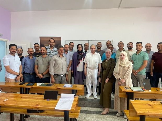 زيارة السيد احمد لحليمي علمي؛ المندوب السامي للتخطيط؛ لمركز تكوين المشرفين الجماعيين والمراقبين المكونين زيارة السيد احمد لحليمي علمي؛ المندوب السامي للتخطيط؛ لمركز تكوين المشرفين الجماعيين والمراقبين المكونين