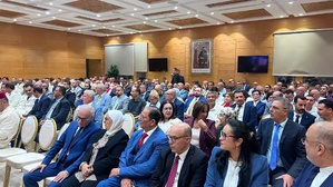 تخليد الذكرى السابعة والعشرين لعيد العرش المجيد