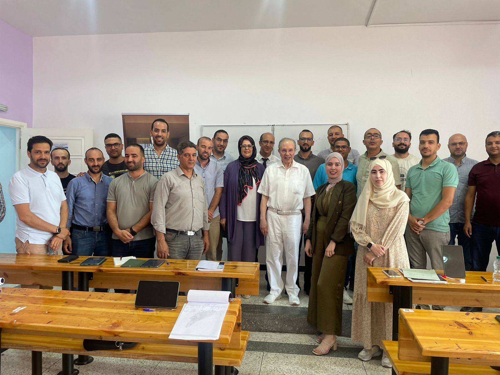 زيارة السيد احمد لحليمي علمي؛ المندوب السامي للتخطيط؛ لمركز تكوين المشرفين الجماعيين والمراقبين المكونين زيارة السيد احمد لحليمي علمي؛ المندوب السامي للتخطيط؛ لمركز تكوين المشرفين الجماعيين والمراقبين المكونين